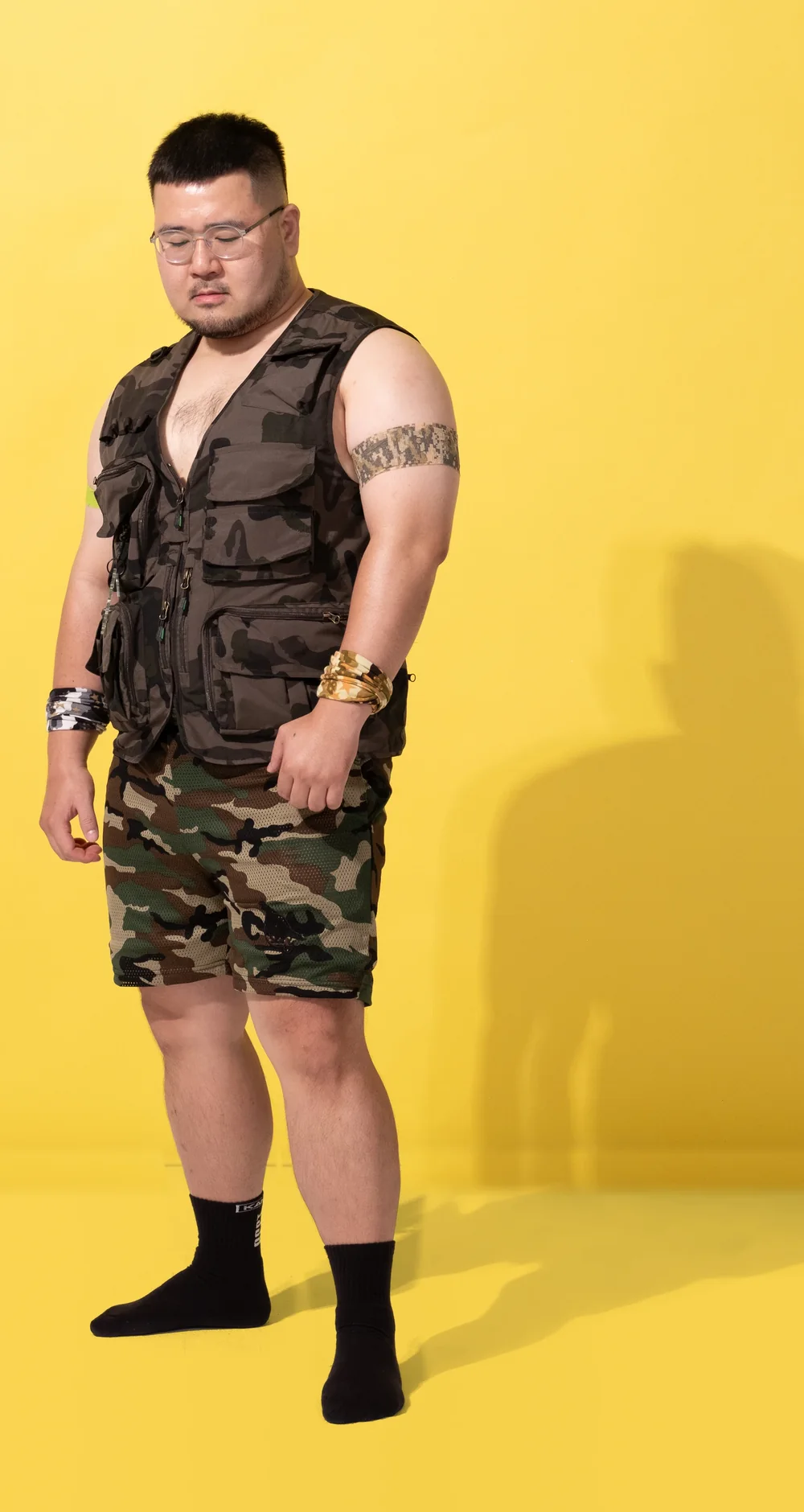 小杰 的迷彩全身形象照